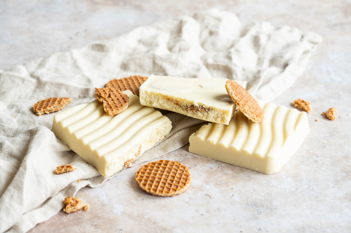 Ambachtelijke chocolade met stroopwafel | 300 gram