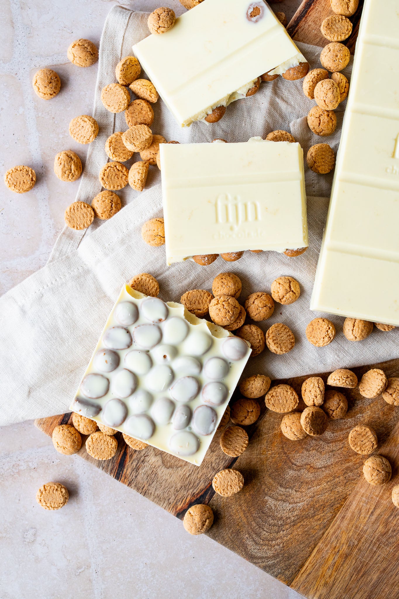 Ambachtelijke chocolade met kruidnoten | 275 gram | PRE-ORDER 21 OKT