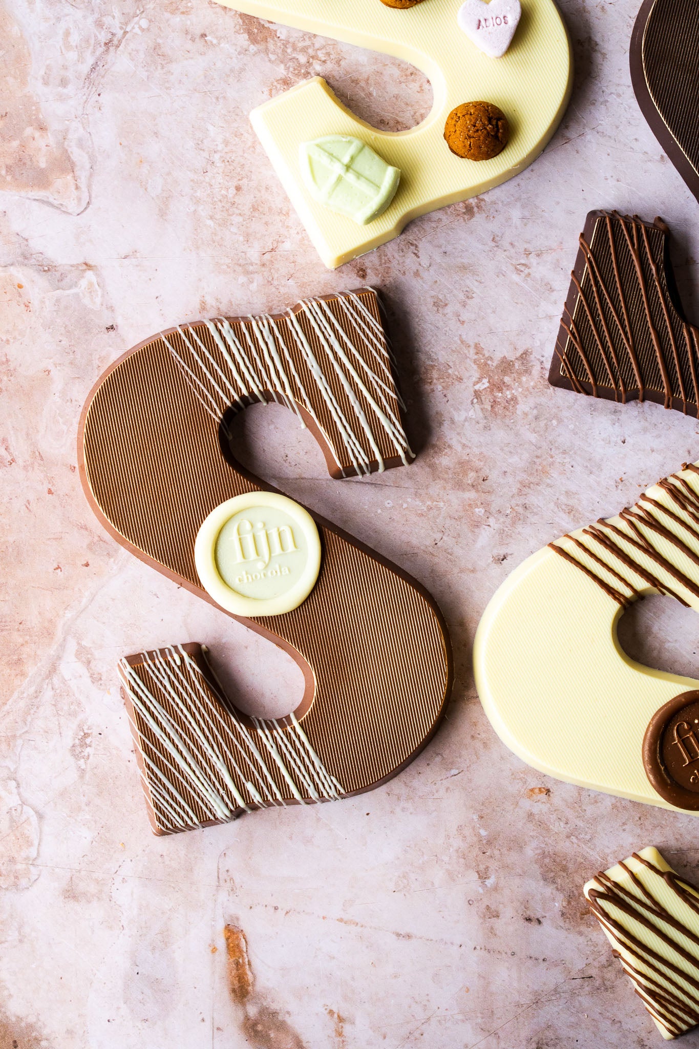 Ambachtelijke chocoladeletter | Massief | PRE-ORDER 21 OKT