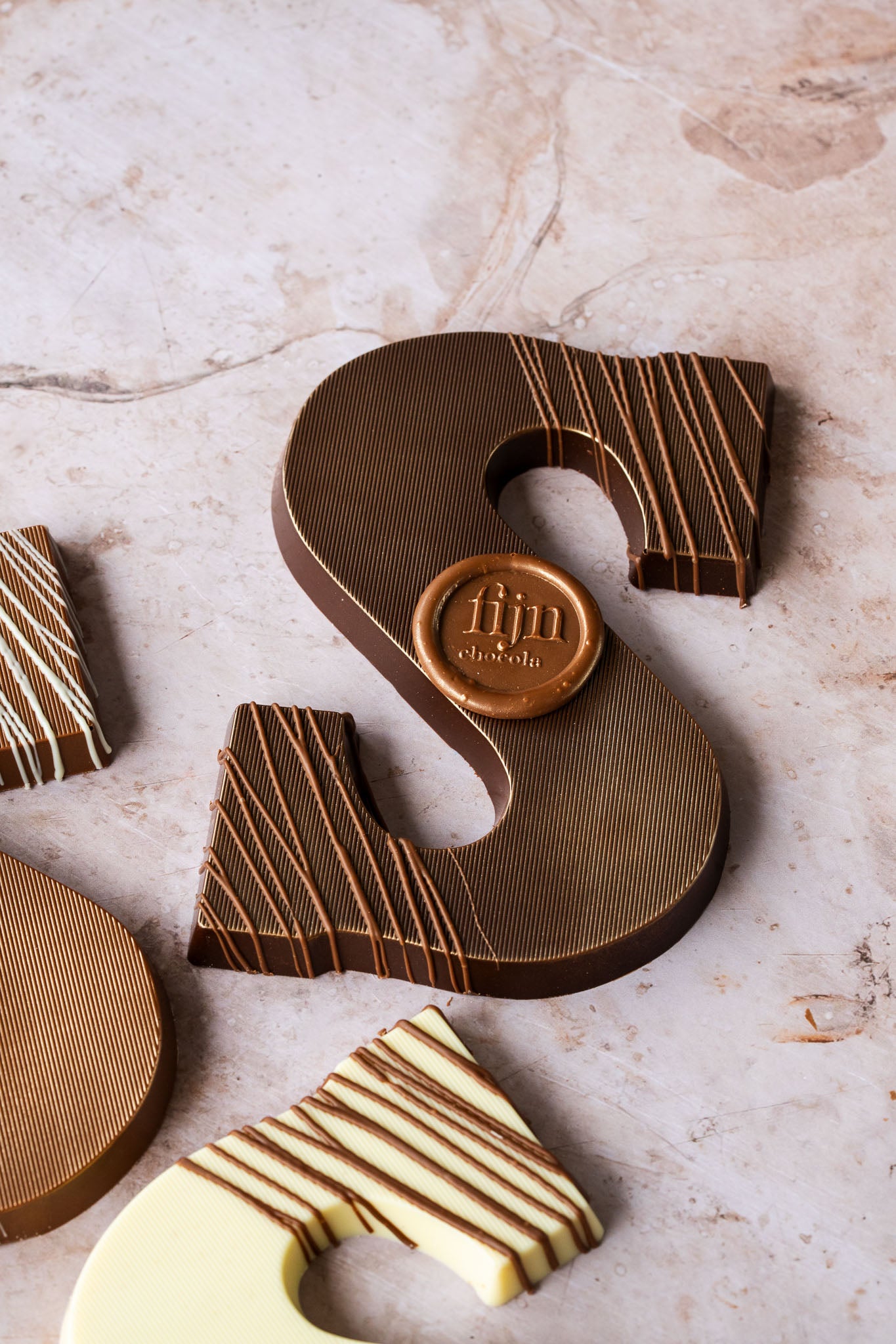 Ambachtelijke chocoladeletter | Massief | PRE-ORDER 21 OKT