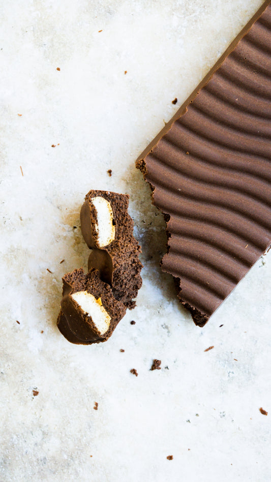 Ambachtelijke melk chocolade met bokkenpootjes