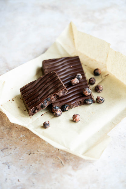 Ambachtelijke chocolade met amarena kersen