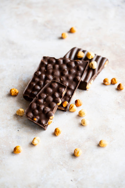 Ambachtelijke chocolade met geroosterde hazelnoot | 300 gram