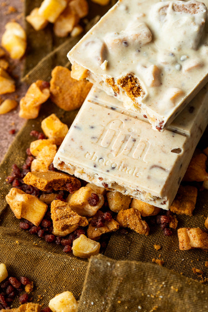 Ambachtelijke chocolade met appeltaartje | 200 gram