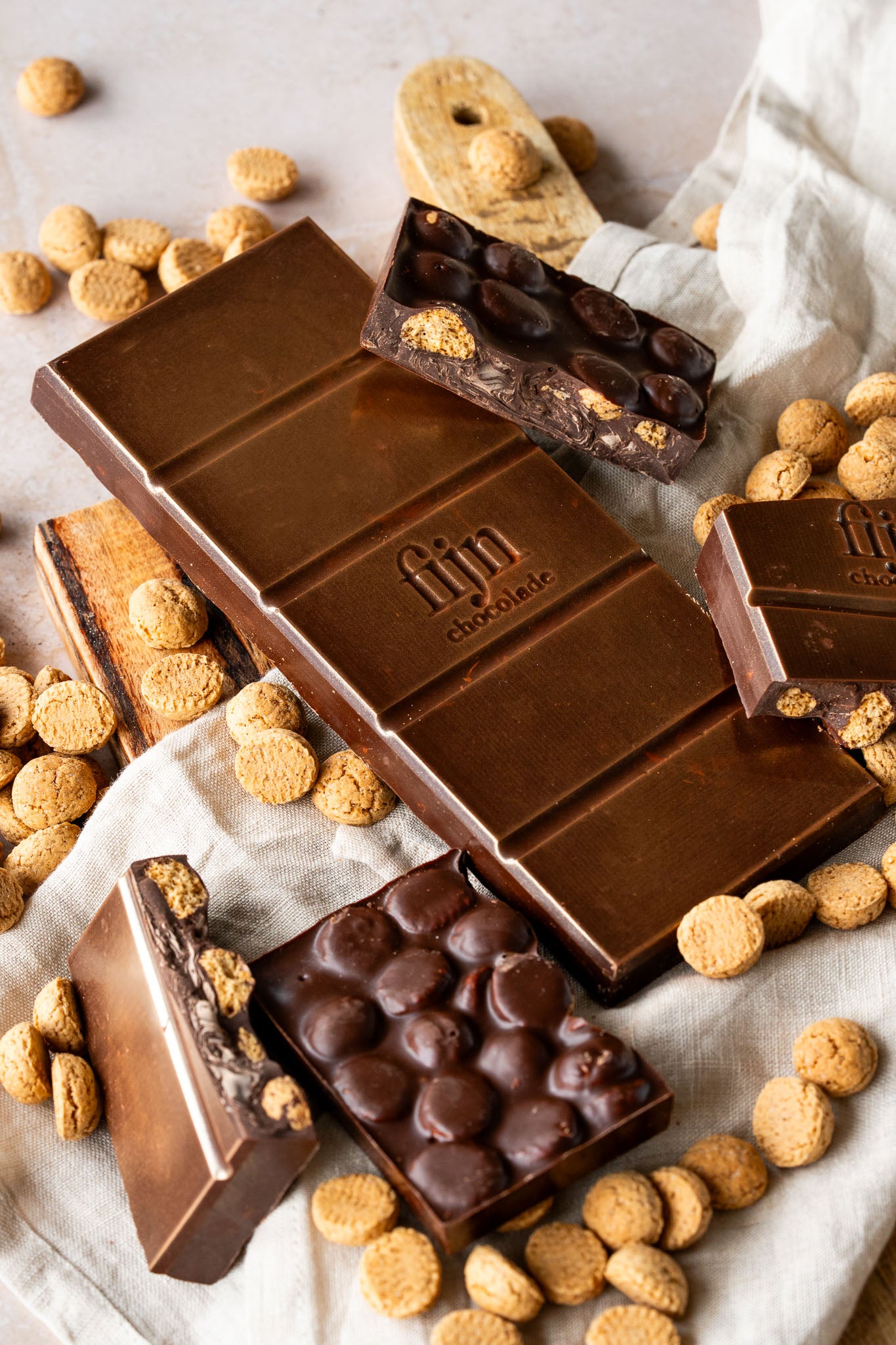 Ambachtelijke chocolade met kruidnoten | 275 gram | PRE-ORDER 21 OKT