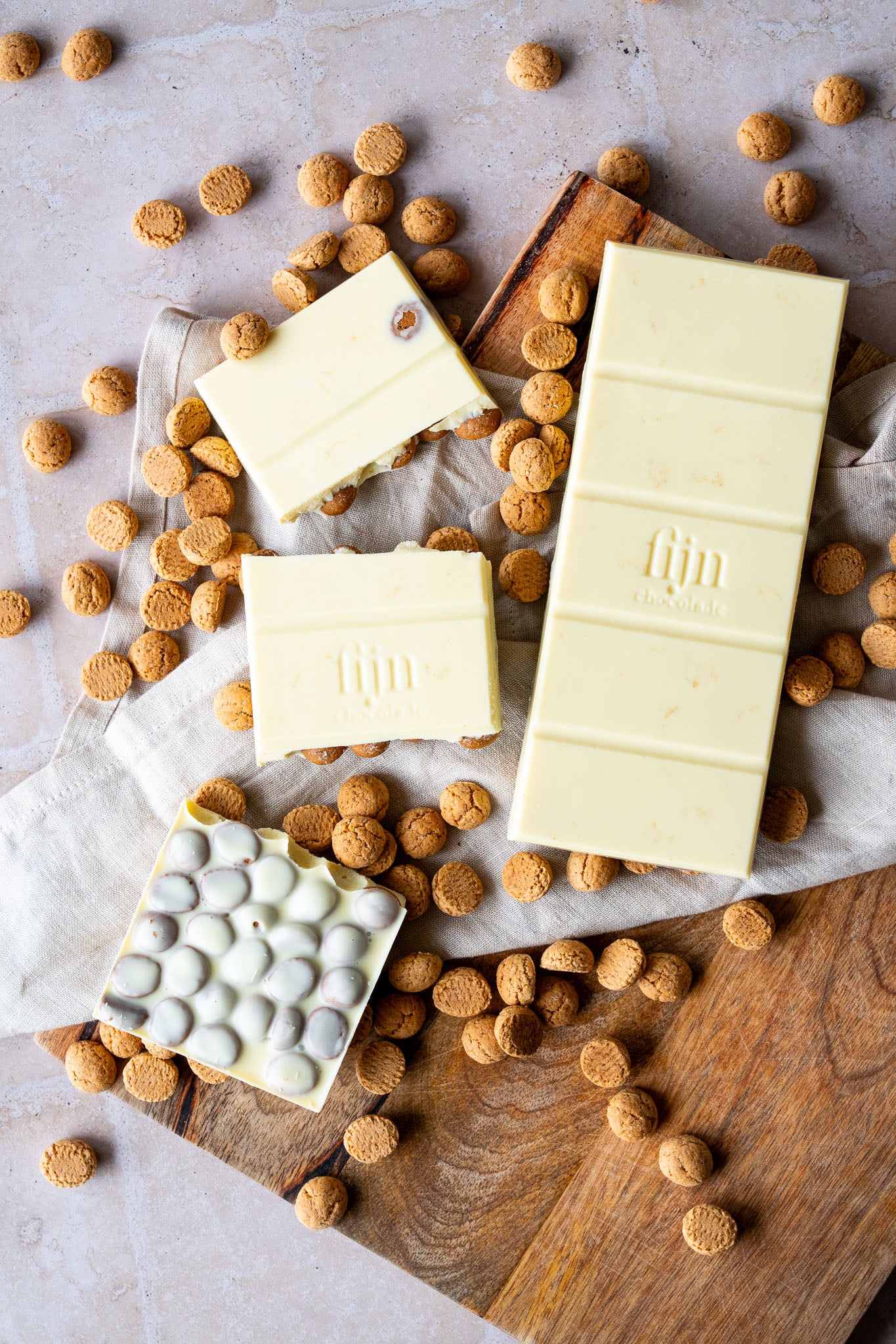 Ambachtelijke chocolade met kruidnoten | 275 gram | PRE-ORDER 21 OKT