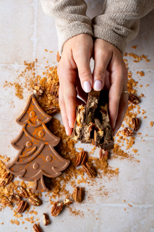 Ambachtelijke kerstchocolade | Kerstboom gevuld met pecan pie