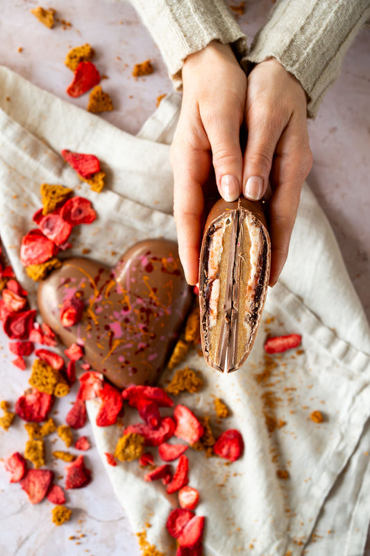 Ambachtelijk chocoladehart | Aardbei bastogne