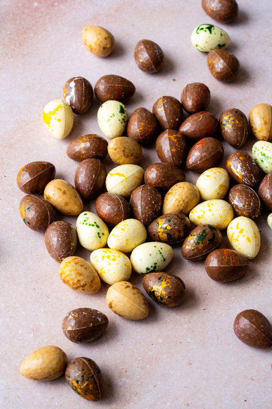 Ambachtelijke, gevulde Paaseitjes mix | 12 eitjes in de mix