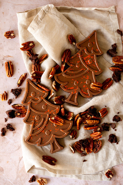 Ambachtelijke chocolade kerstboom | Pecan chocolade taart